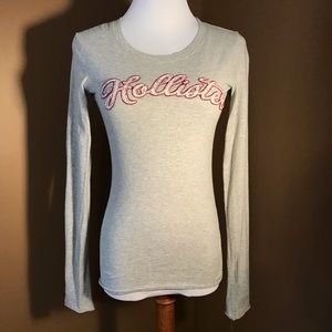 Hollister long sleeve grey T-shirt, size small
